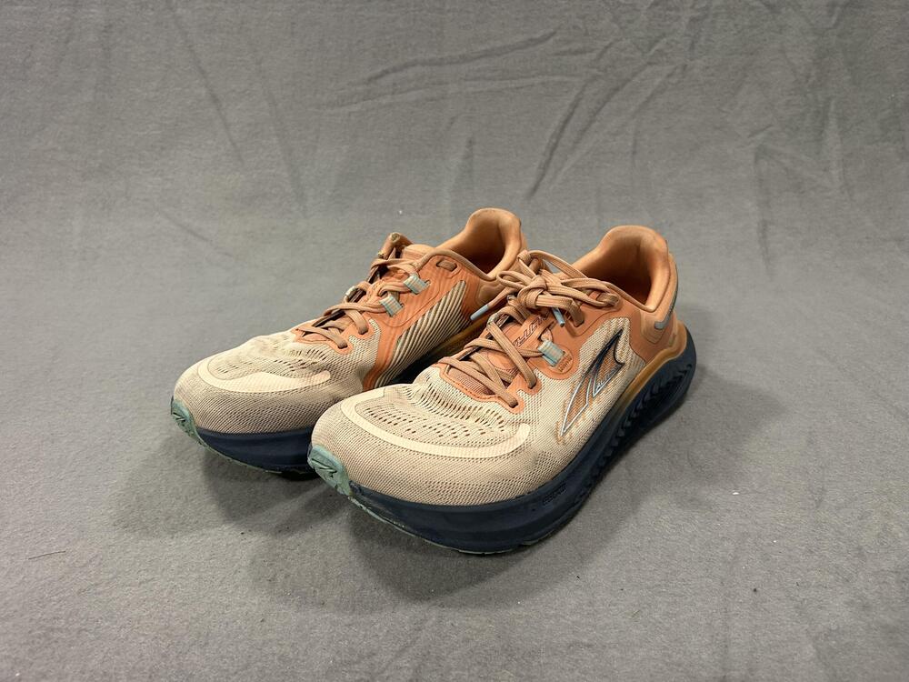 Altra Paradigm 7 Shoes Womens 7.5 Beige Navy Coral Running Cushioned Sneaker